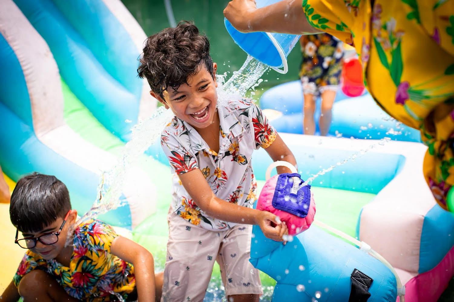 kids playing water games