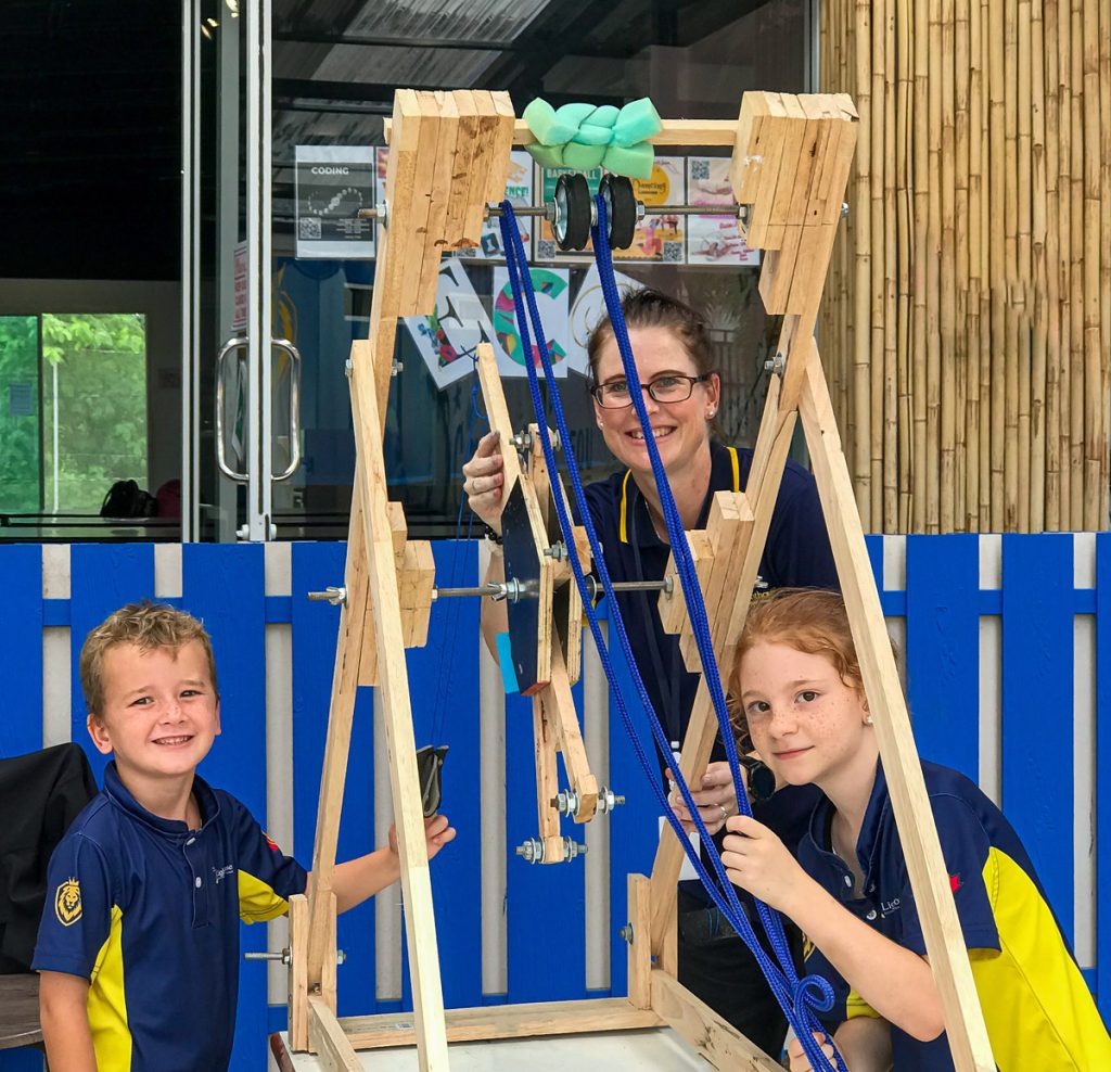 lighthouse science fair primary school