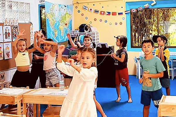 tour-6-expressive-arts-lighthouse-children-dance expressive arts lighthouse children dance