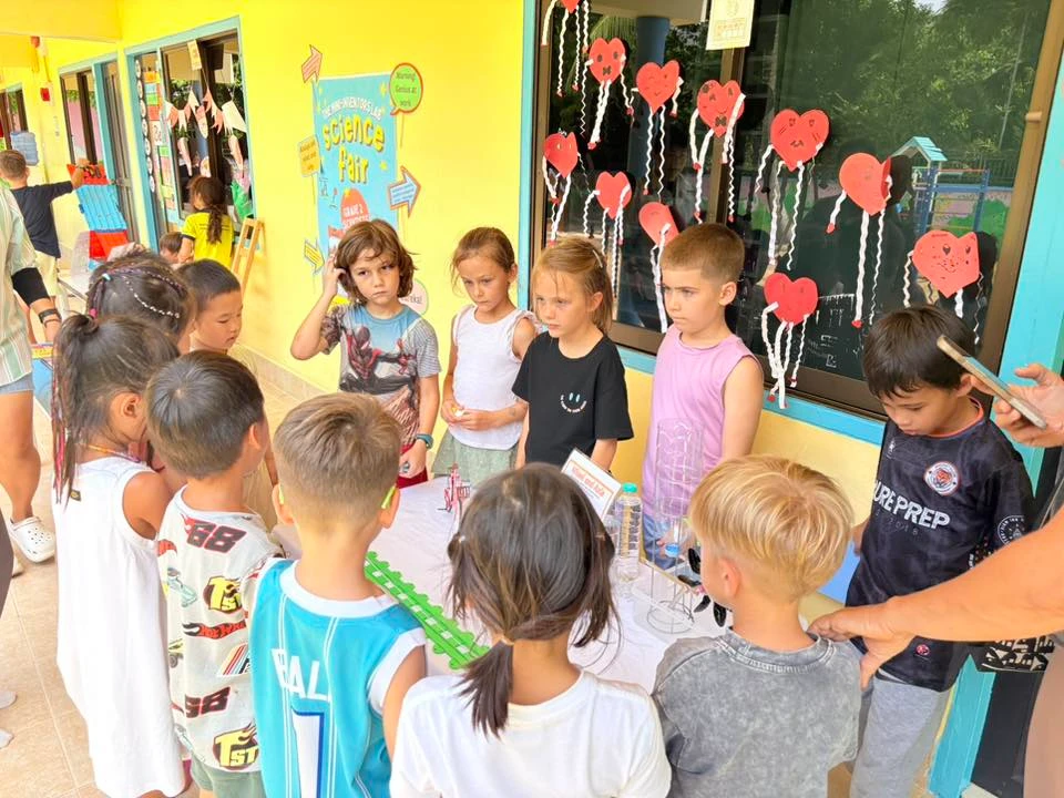 Wheel and axle demonstration