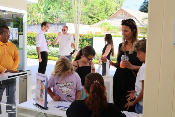 Students signing up for Open House 2026