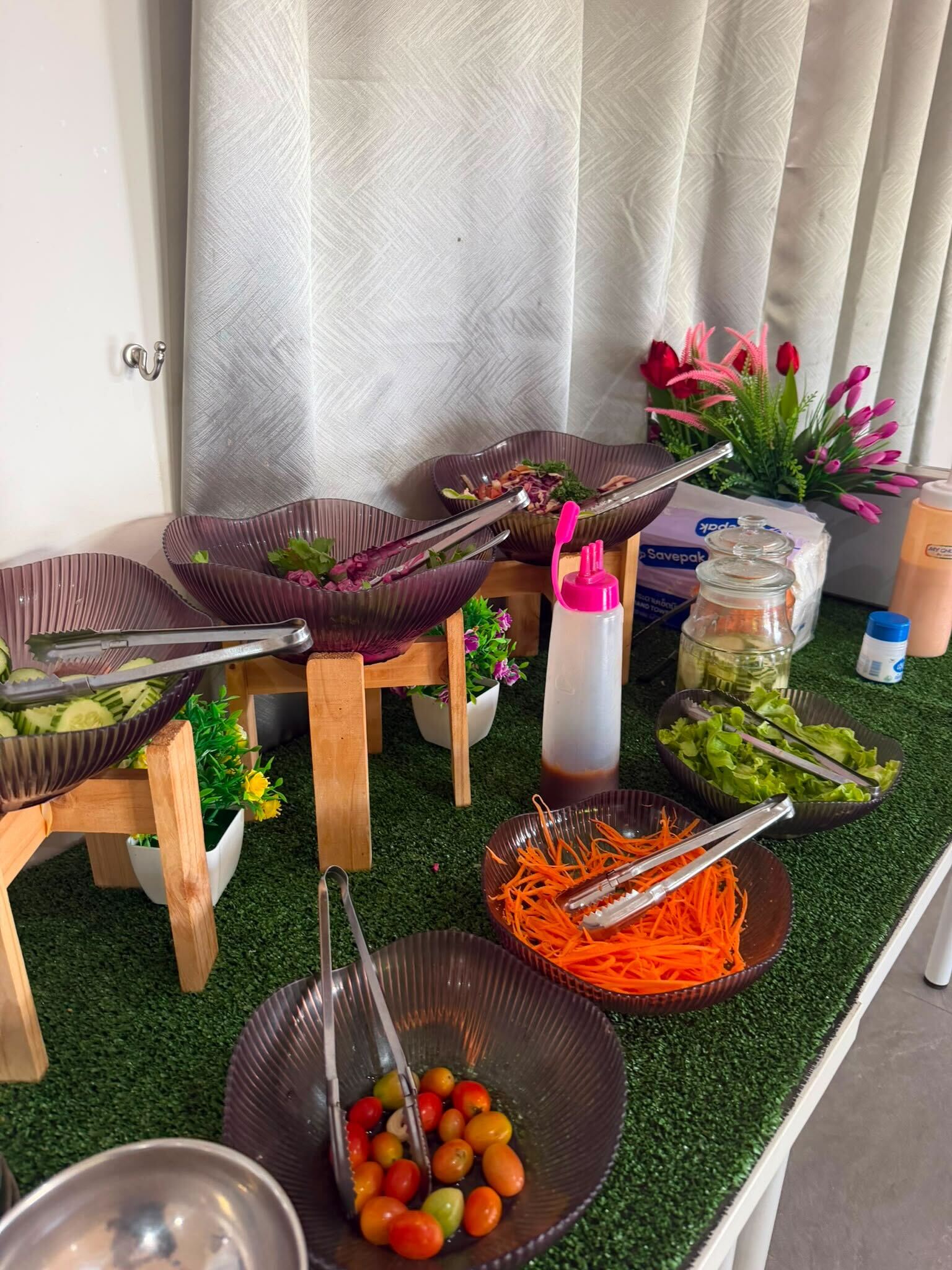 Lighthouse International School - Cafe food