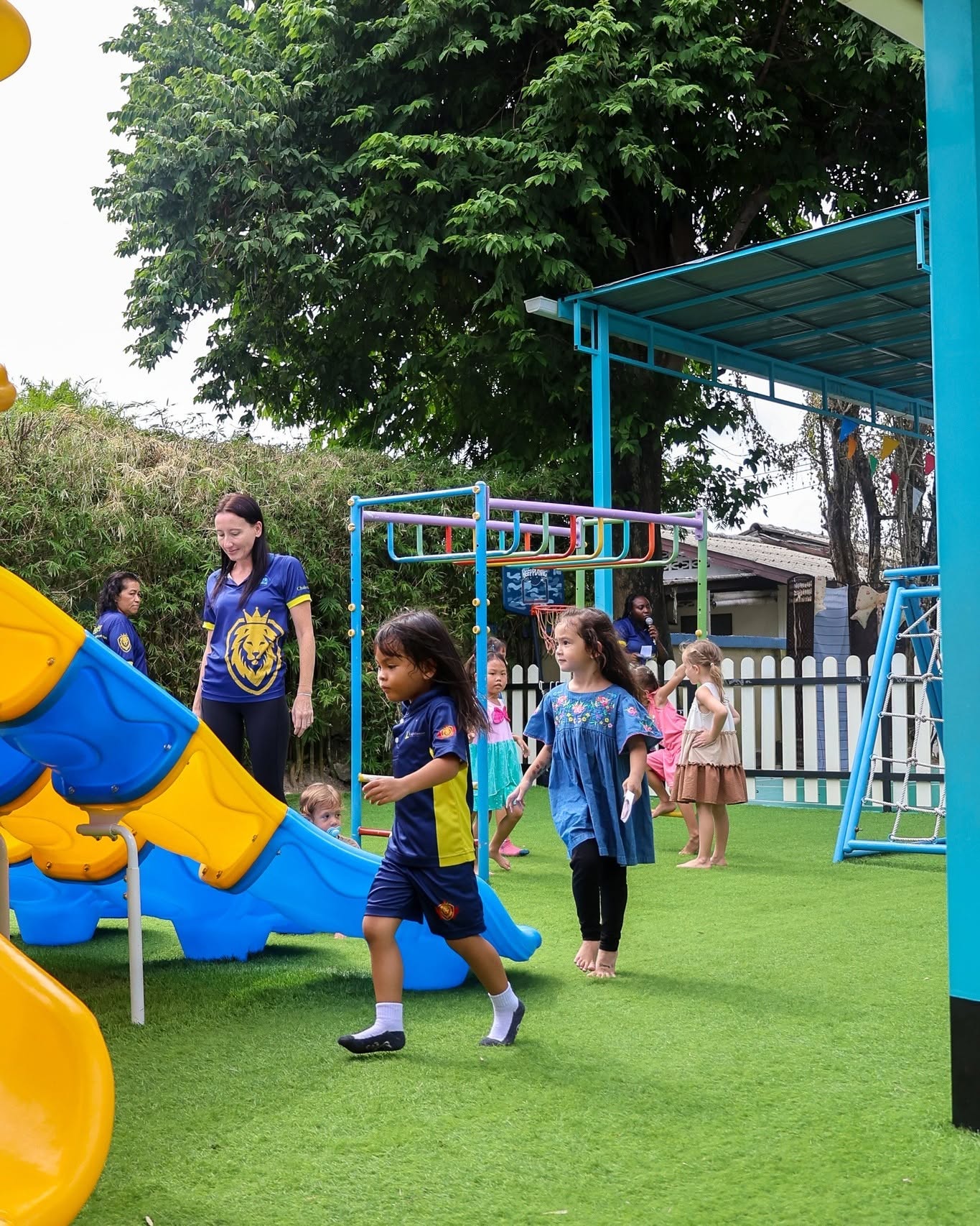 Kindergarteners - Playground - Lighthouse International School Phuket Kindergarteners - Playground - Lighthouse International School Phuket